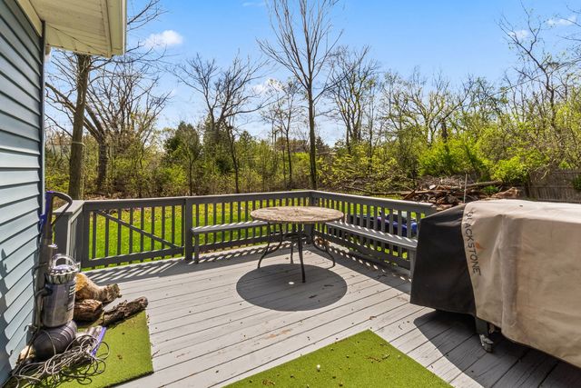 219 E Sheridan Road, Lake Bluff, IL 60044