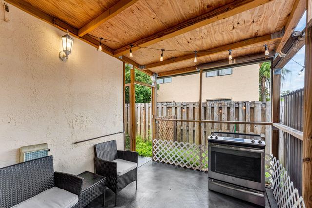6368 NW 29th Street, Sunrise, FL 33313