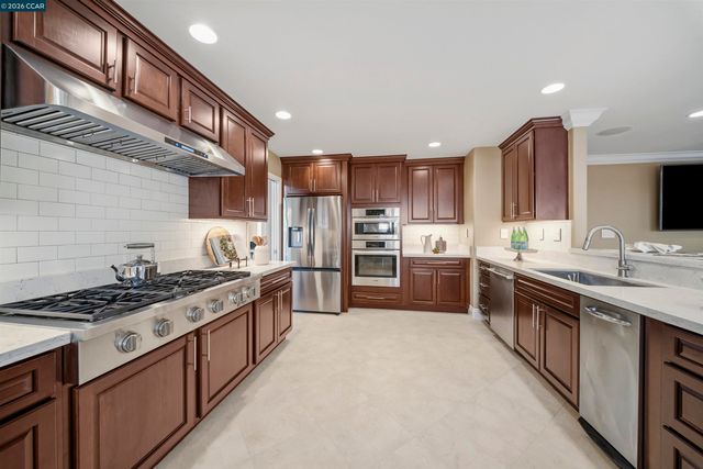 933 Spring Water Street, Danville, CA 94506