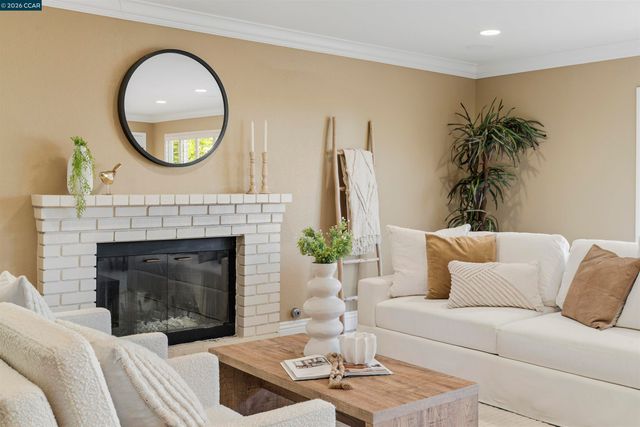 933 Spring Water Street, Danville, CA 94506