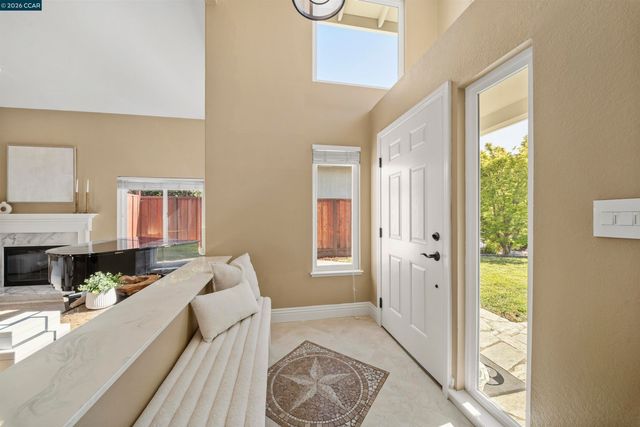 933 Spring Water Street, Danville, CA 94506