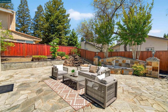 933 Spring Water Street, Danville, CA 94506