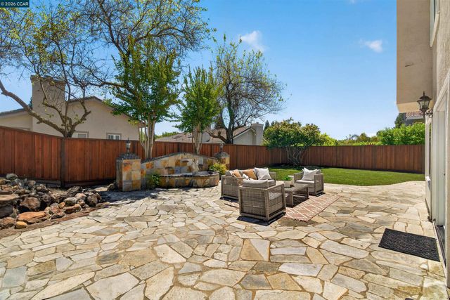 933 Spring Water Street, Danville, CA 94506