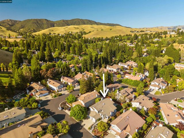 933 Spring Water Street, Danville, CA 94506