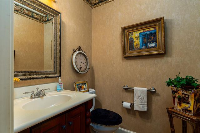 2929 NW 160th Street, Edmond, OK 73013