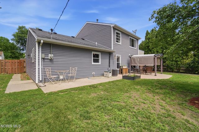 6741 Pelton Drive, Whitehouse, OH 43571