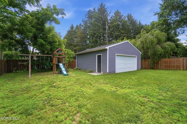 6741 Pelton Drive, Whitehouse, OH 43571