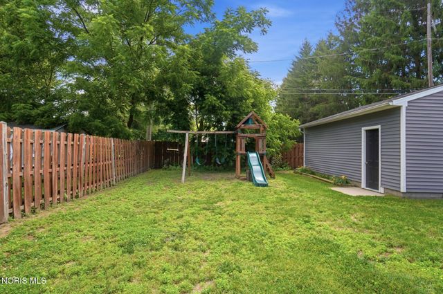 6741 Pelton Drive, Whitehouse, OH 43571