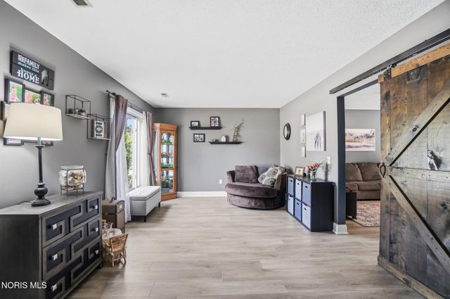 6741 Pelton Drive, Whitehouse, OH 43571