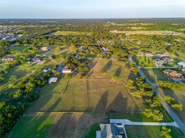 570 W County Road 714, Burleson, TX 76028