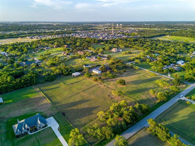 570 W County Road 714, Burleson, TX 76028