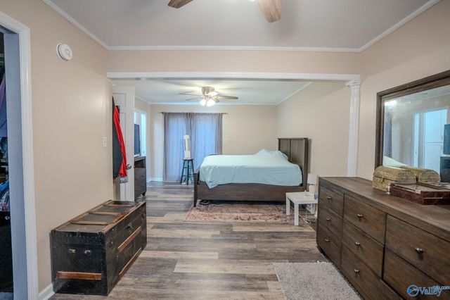 2405 Old Creek Trail SE, Decatur, AL 35603