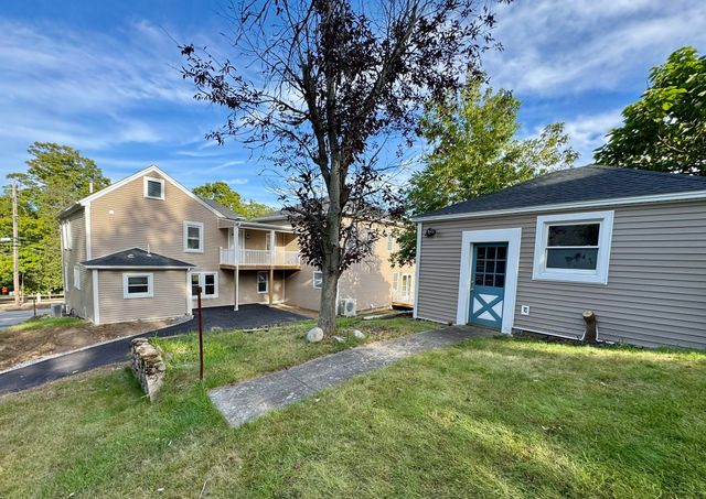 346 Hilldale Ave, Haverhill, MA 01832