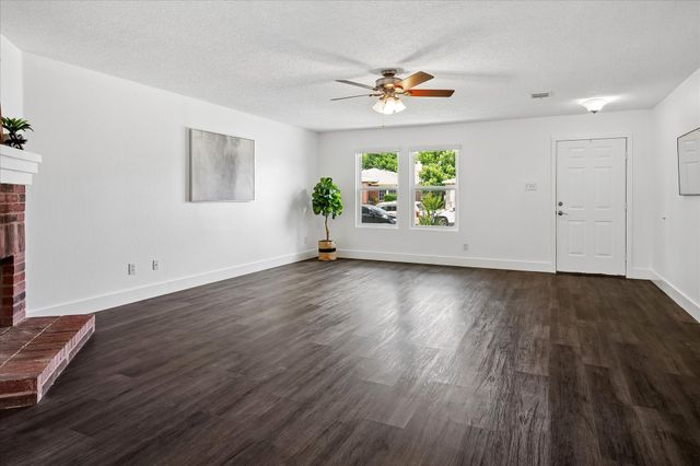 4611 Willow Way Drive, Mckinney, TX 75070