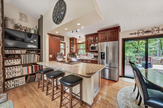 25 Timbers CIR, Hardy, VA 24101