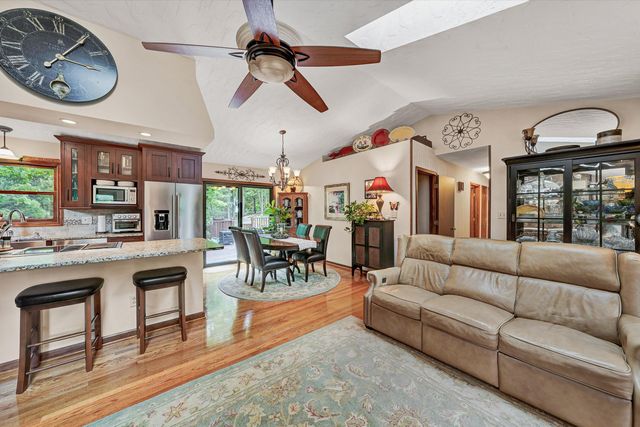 25 Timbers CIR, Hardy, VA 24101