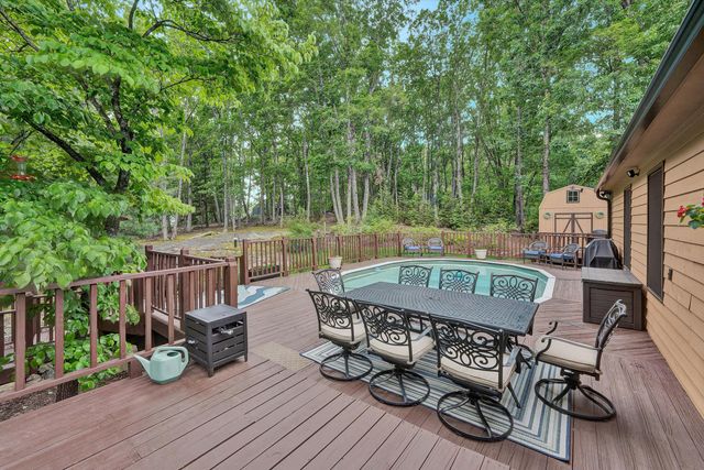 25 Timbers CIR, Hardy, VA 24101