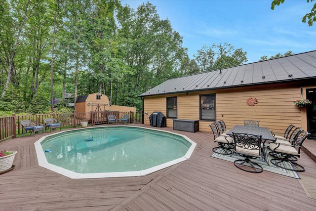 25 Timbers CIR, Hardy, VA 24101