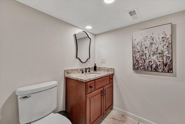 25 Timbers CIR, Hardy, VA 24101