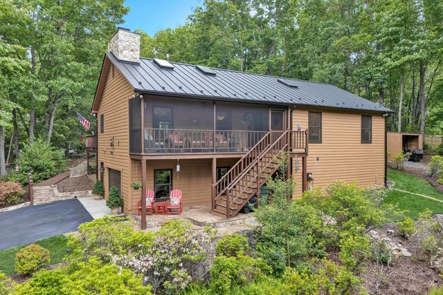 25 Timbers CIR, Hardy, VA 24101