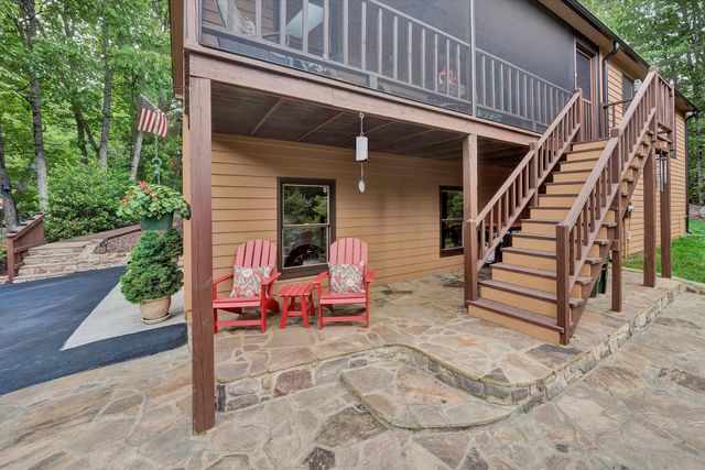 25 Timbers CIR, Hardy, VA 24101