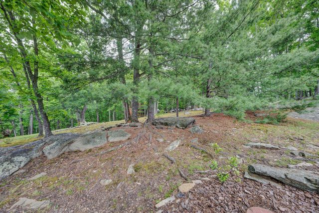 25 Timbers CIR, Hardy, VA 24101