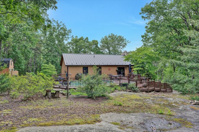 25 Timbers CIR, Hardy, VA 24101