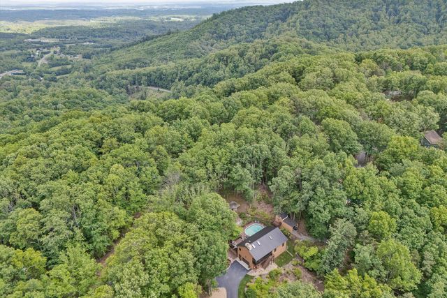 25 Timbers CIR, Hardy, VA 24101