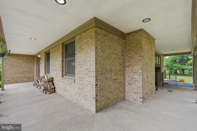 10414 SKYLINE AVE, Midland, VA 22728
