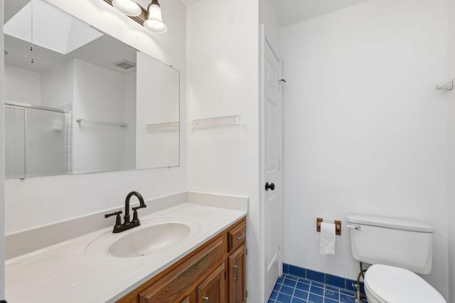 10414 SKYLINE AVE, Midland, VA 22728