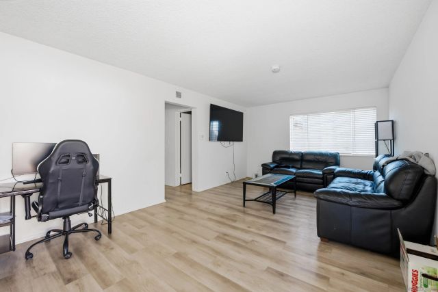 627-629 N Citrus Ave., Vista, CA 92084