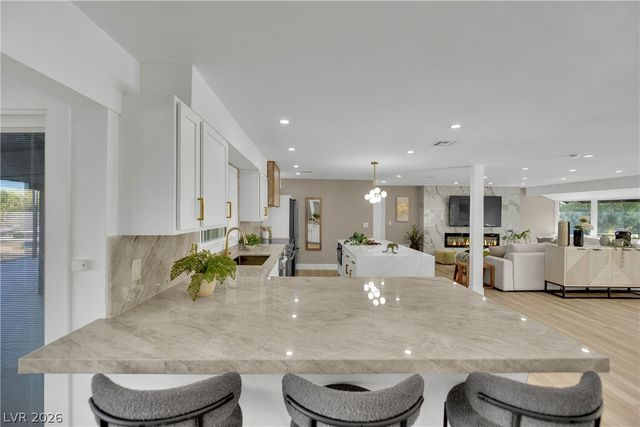 502 Park Way, Las Vegas, NV 89106