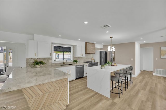 502 Park Way, Las Vegas, NV 89106