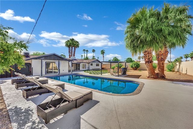502 Park Way, Las Vegas, NV 89106