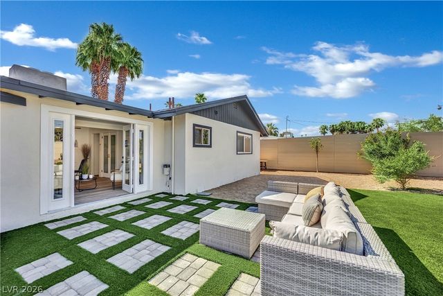 502 Park Way, Las Vegas, NV 89106