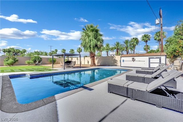 502 Park Way, Las Vegas, NV 89106