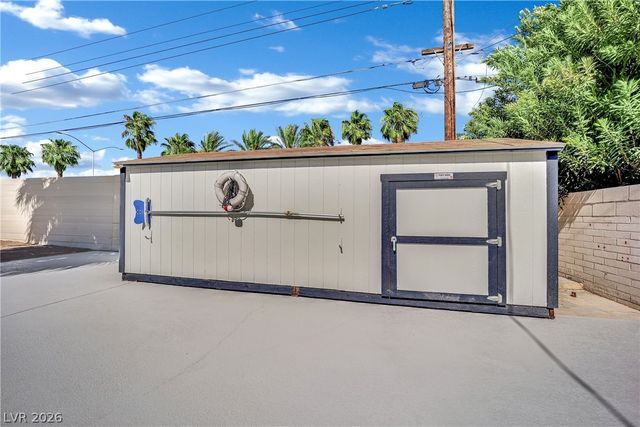 502 Park Way, Las Vegas, NV 89106