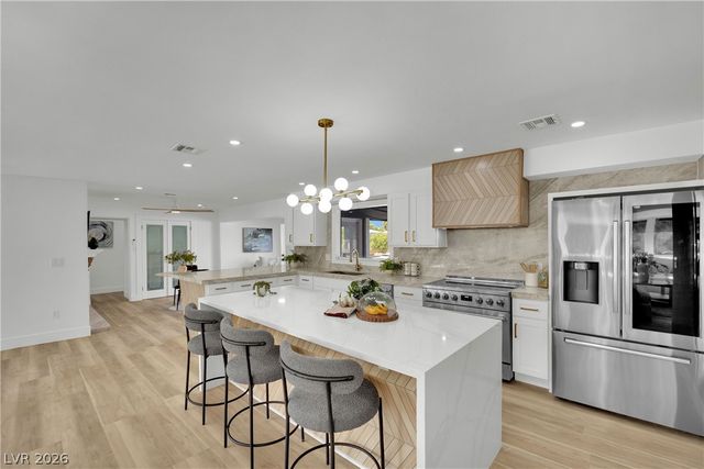 502 Park Way, Las Vegas, NV 89106