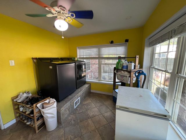 1405 Hickory Ave, Mena, AR 71953