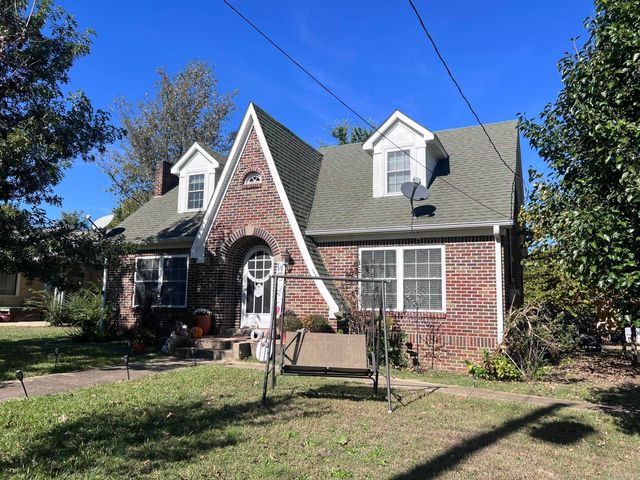 1405 Hickory Ave, Mena, AR 71953