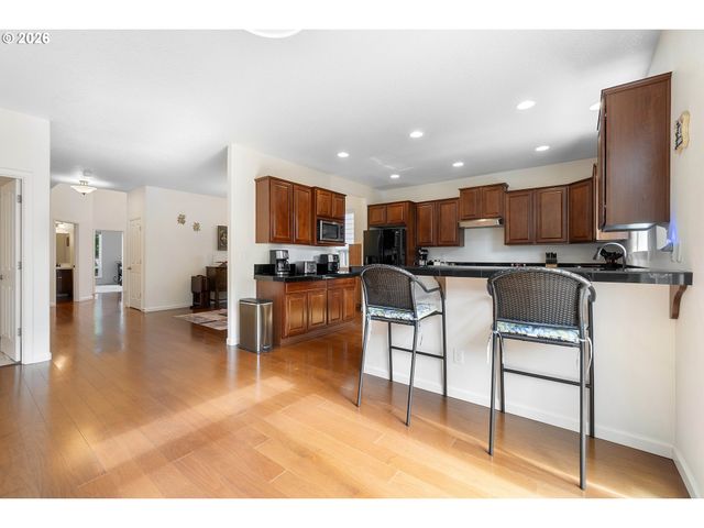 3468 Se SILVER FOX Ave, Hillsboro, OR 97123