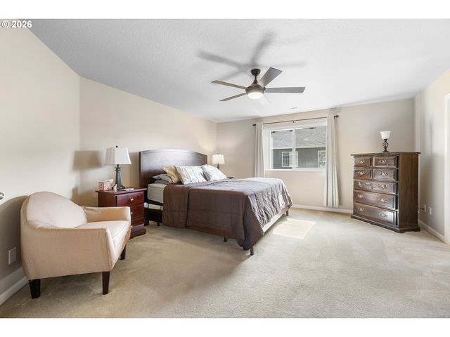 3468 Se SILVER FOX Ave, Hillsboro, OR 97123