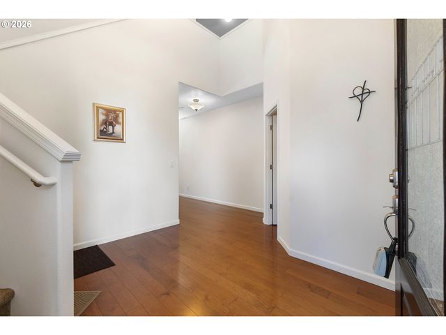 3468 Se SILVER FOX Ave, Hillsboro, OR 97123