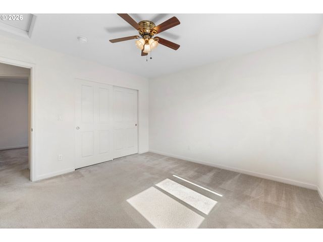 3468 Se SILVER FOX Ave, Hillsboro, OR 97123