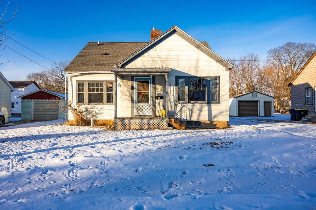 129 Wisconsin Street, Mauston, WI 53948