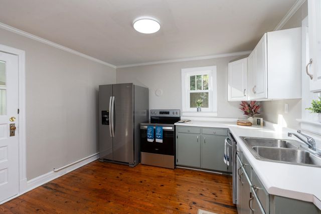404 F ST, Staunton, VA 24401