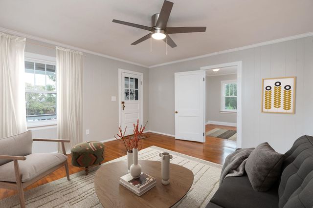 404 F ST, Staunton, VA 24401