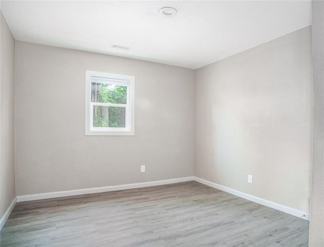 912 E Frederick Street, Independence, MO 64050