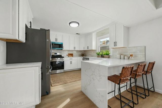 21 Queen Ann Road, Brick, NJ 08723