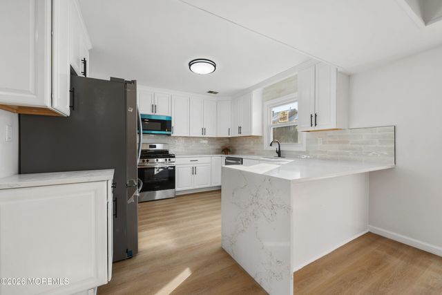 21 Queen Ann Road, Brick, NJ 08723